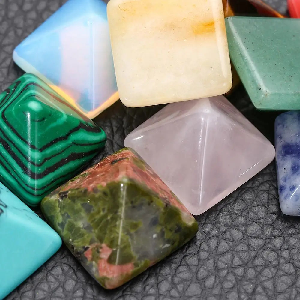 Pyramid Gemstone Natural Healing Stone Crystal Quartz Chakra Point Home Office Decor Crafts Polished Mini Ornament Stone Gift