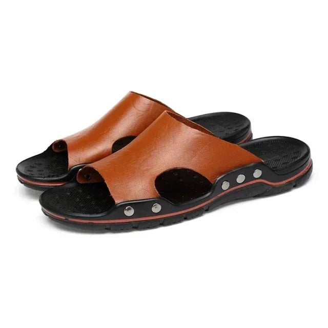Summer High-quality Leather Slippers  New Men's Sandals  Soft Outdoor Slippers  Comfortable Beach Sandals Outdoor Men's Shoes