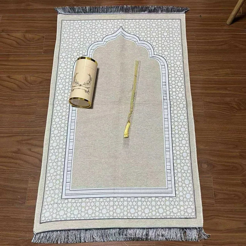Muslim Prayer Mat with Rosary Beads and Gift Tube the Spire Pattern Islamic Rug Ramadan Decorative Floor Carpet Travel Gifts