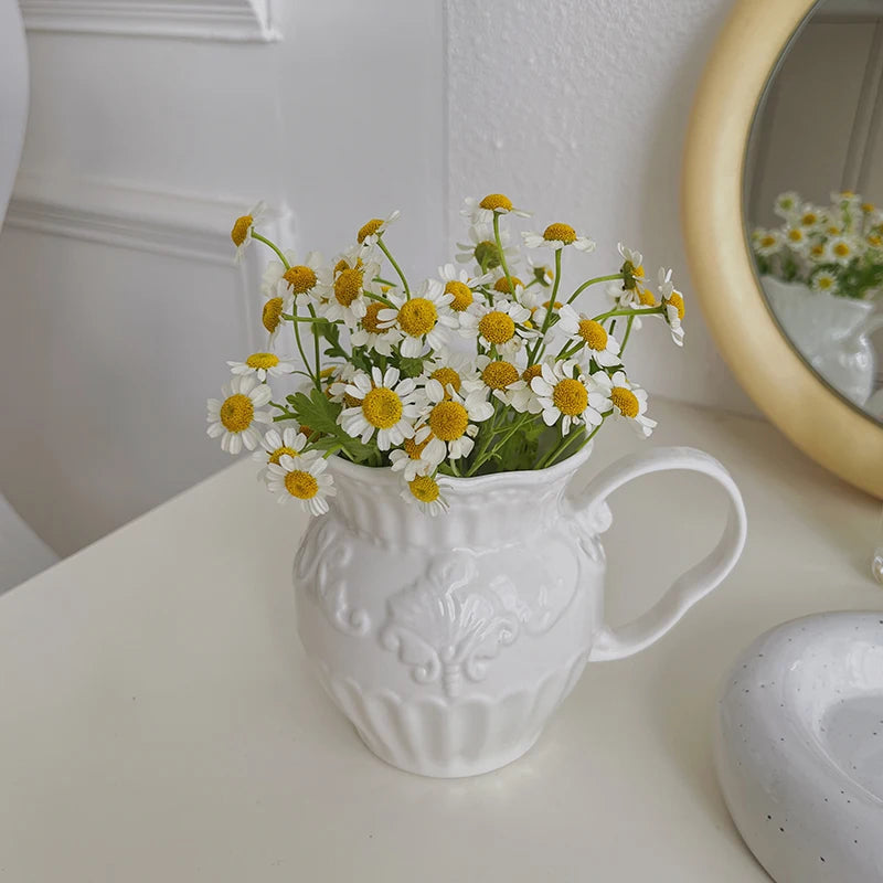 Fashion Retro Relief Ceramic Vase Living Room Desktop Decoration White Milk Pot Vase Home Decoration