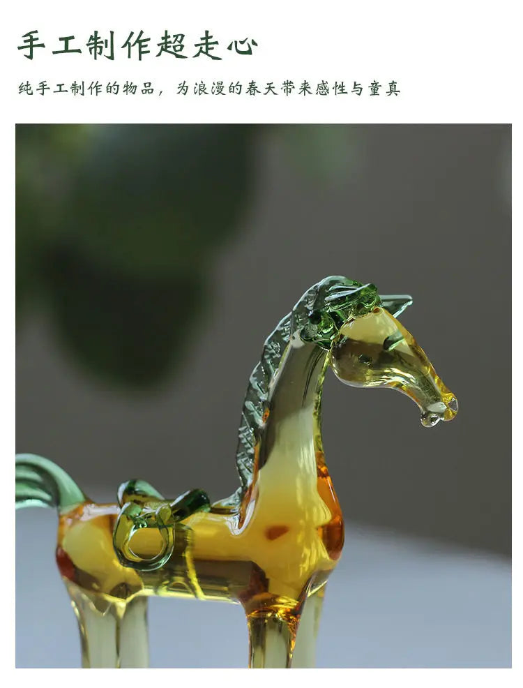 Liuli Zodiac horse ornament statue creative horse office decoration desktop glass crafts meaning horse to success