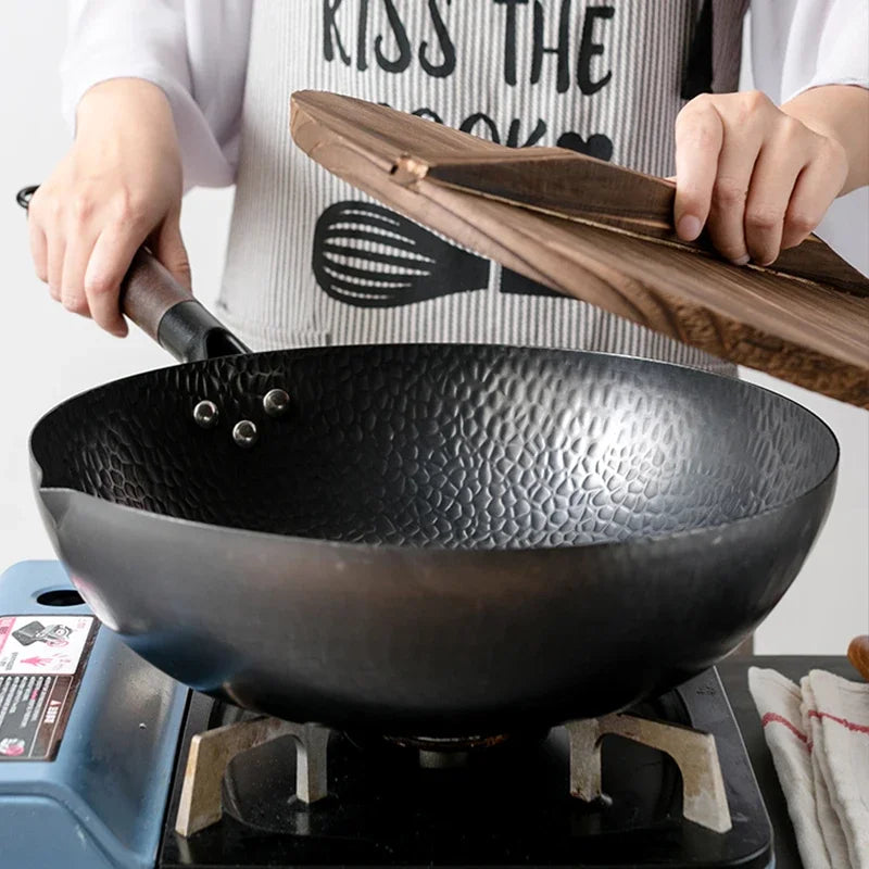 Pure Iron wok cast iron pan Non-coated Pot General use for Gas and Induction Cooker 32cm Chinese Wok Cookware Pan