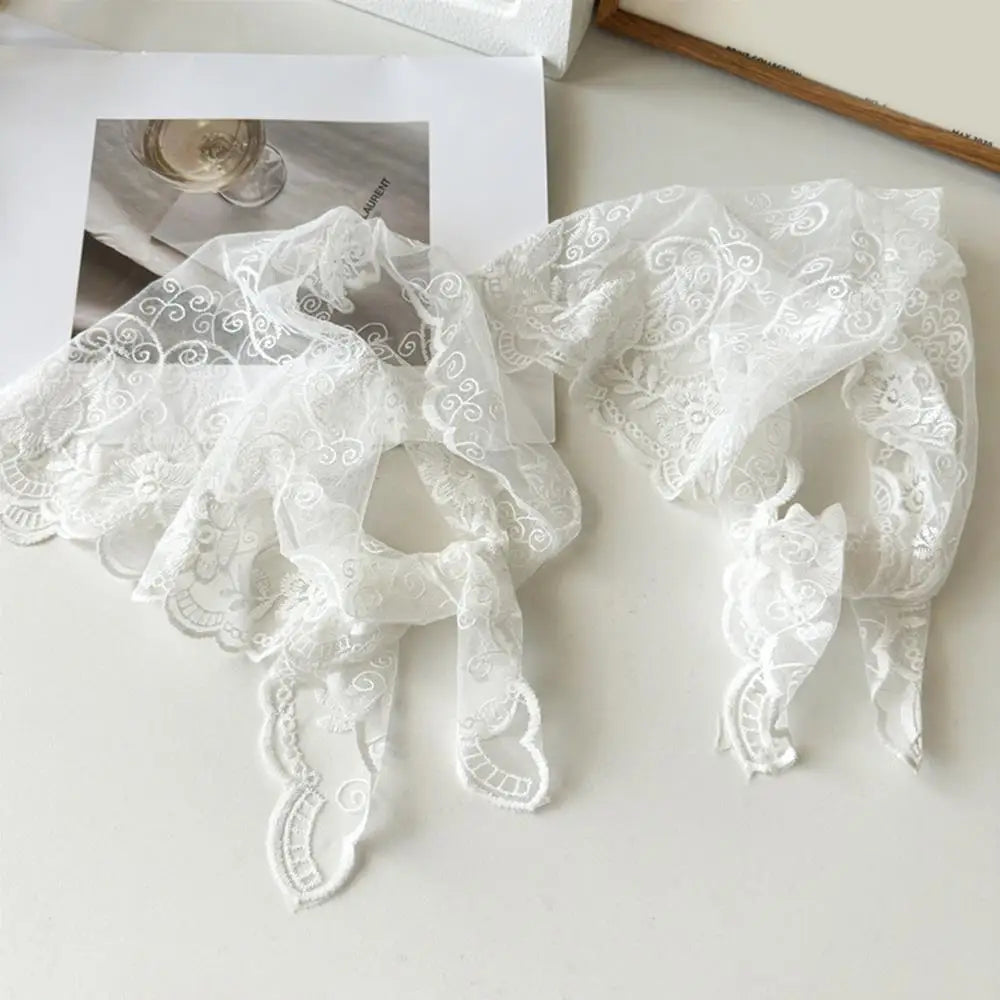 Elegant Lace Floral Hair Scarf Women Triangle Headscarf Korean Lace Up Neck Scarf Lace Flower Sunscreen Travel Photo Headband