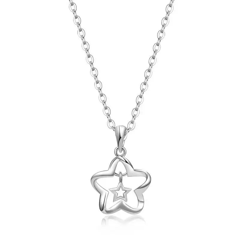 Creative Fashion Women'S Gradient Love Necklace Simple Generous Small Niche Design High-Level Sense Versatile Collarbone Chain