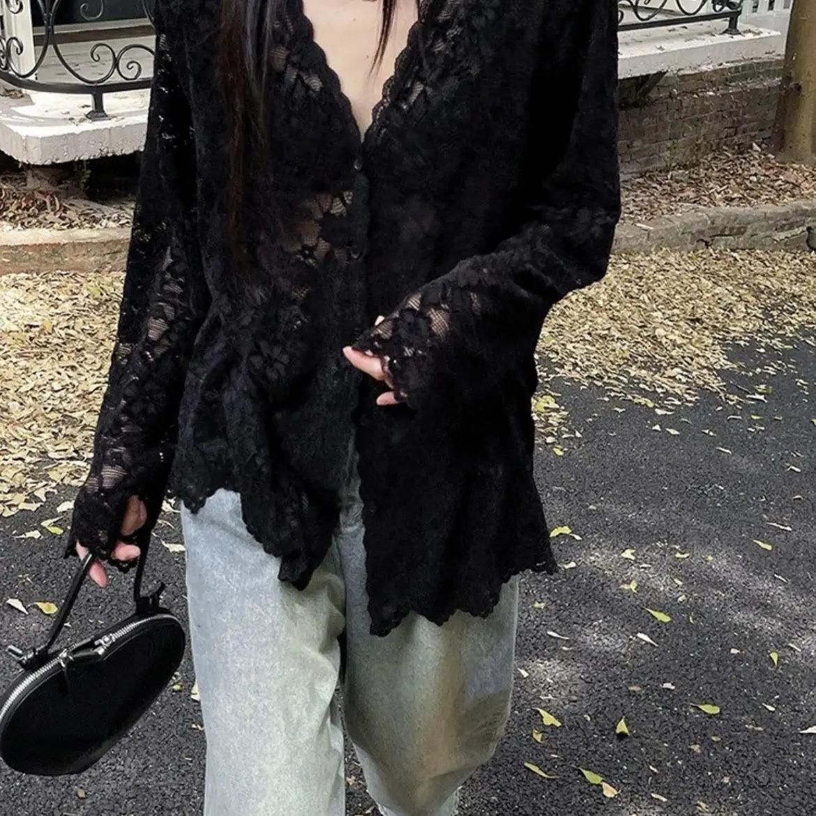 Long Sleeve Lace Blouses Women Clothing 2025 Blusas Mujer De Moda Hollow Out Sexy Tops See Through Fashion Summer White Shirts