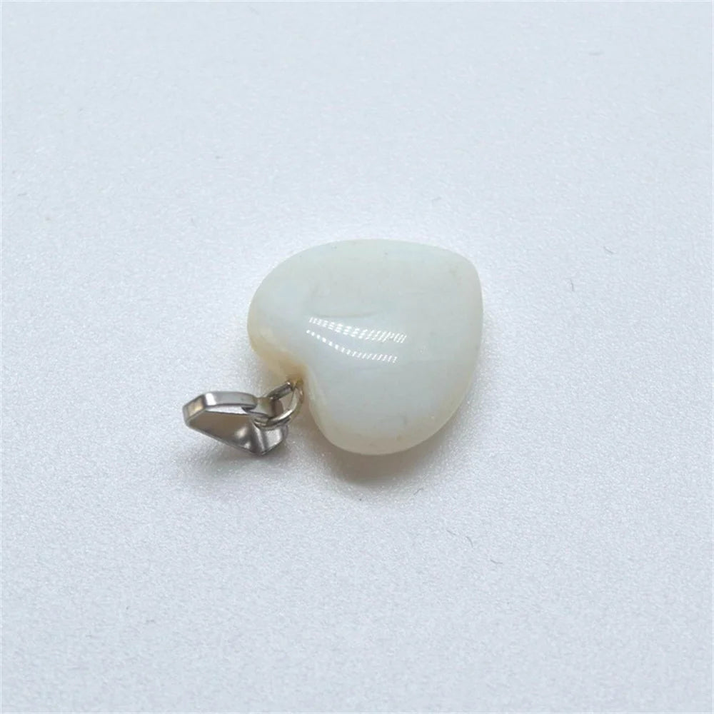 1.5cm Boutique Natural Stone Jade Heart Heart Shaped Necklace Pendant Personalized Agate Pendant Heart Shaped Buckle Jewelry