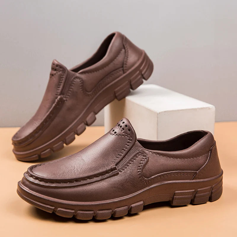 Chef Shoes Non-slip Oil-proof Kitchen Work Shoes Business Casual Leather Shoes Staff Comfortable Loafers Outdoor Fishing Shoes