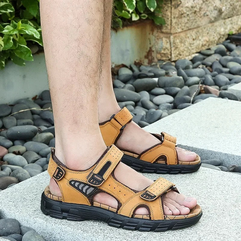 New Mens Sandals Summer Genuine Leather Sandals Men Outdoor Casual Lightweight Sandal Fashion Men Sneakers
