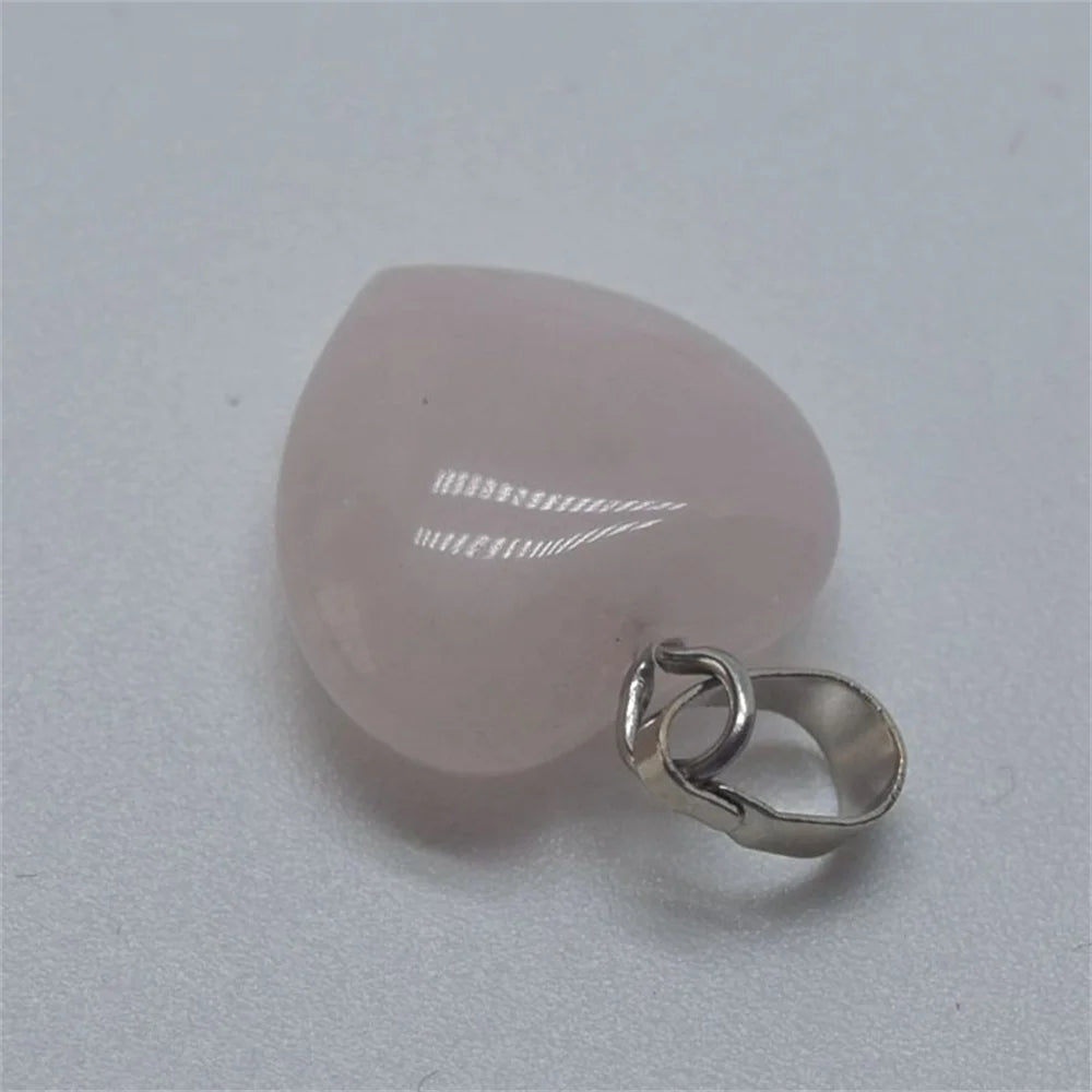 1.5cm Boutique Natural Stone Jade Heart Heart Shaped Necklace Pendant Personalized Agate Pendant Heart Shaped Buckle Jewelry