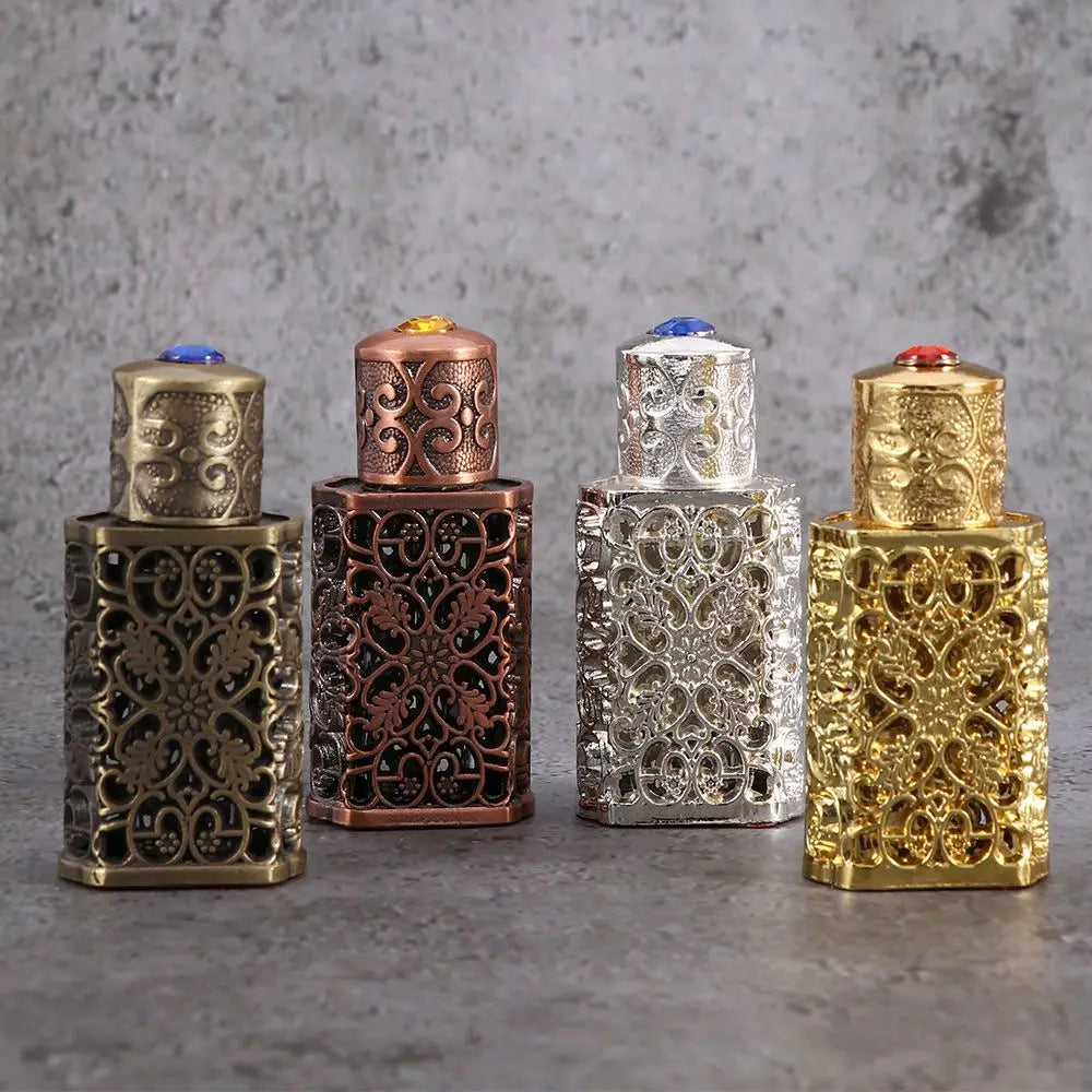 Arab Style Royal Bottle Antiqued Metal Wedding Decoration Gift Cosmetic Container Essential Oils Bottle Perfume Bottle
