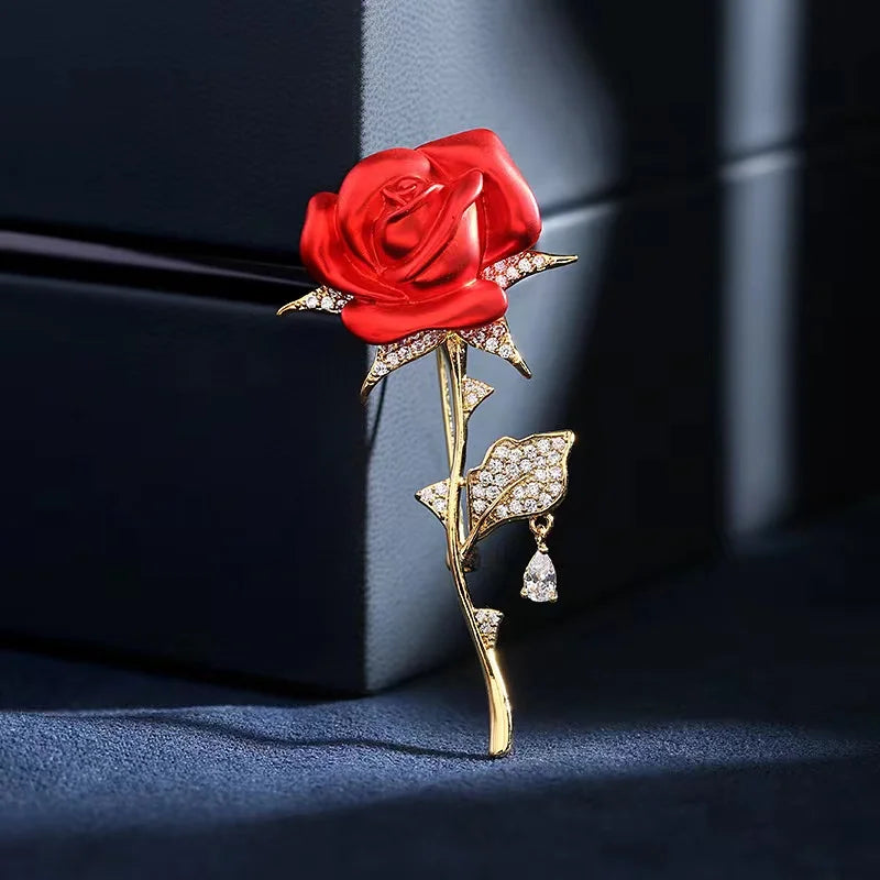 Simple Minimalist Crystal Letter V Brooch Pin for Women Men Rhinestone Triangle Brooches Pins Collar Accessories