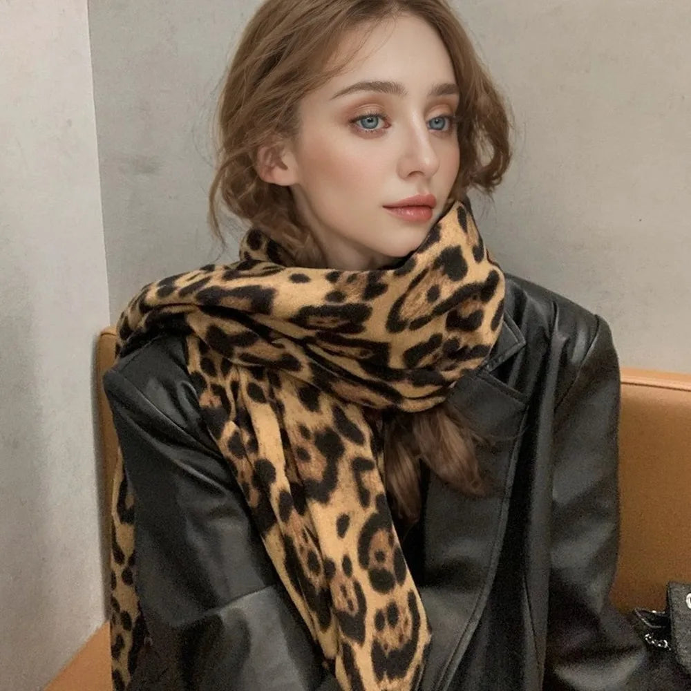 Design Leopard Scarf Winter Warm Pashmina Shawl Luxury Cashmere Wraps Fashion Women Long Blankets Scarves Fringes