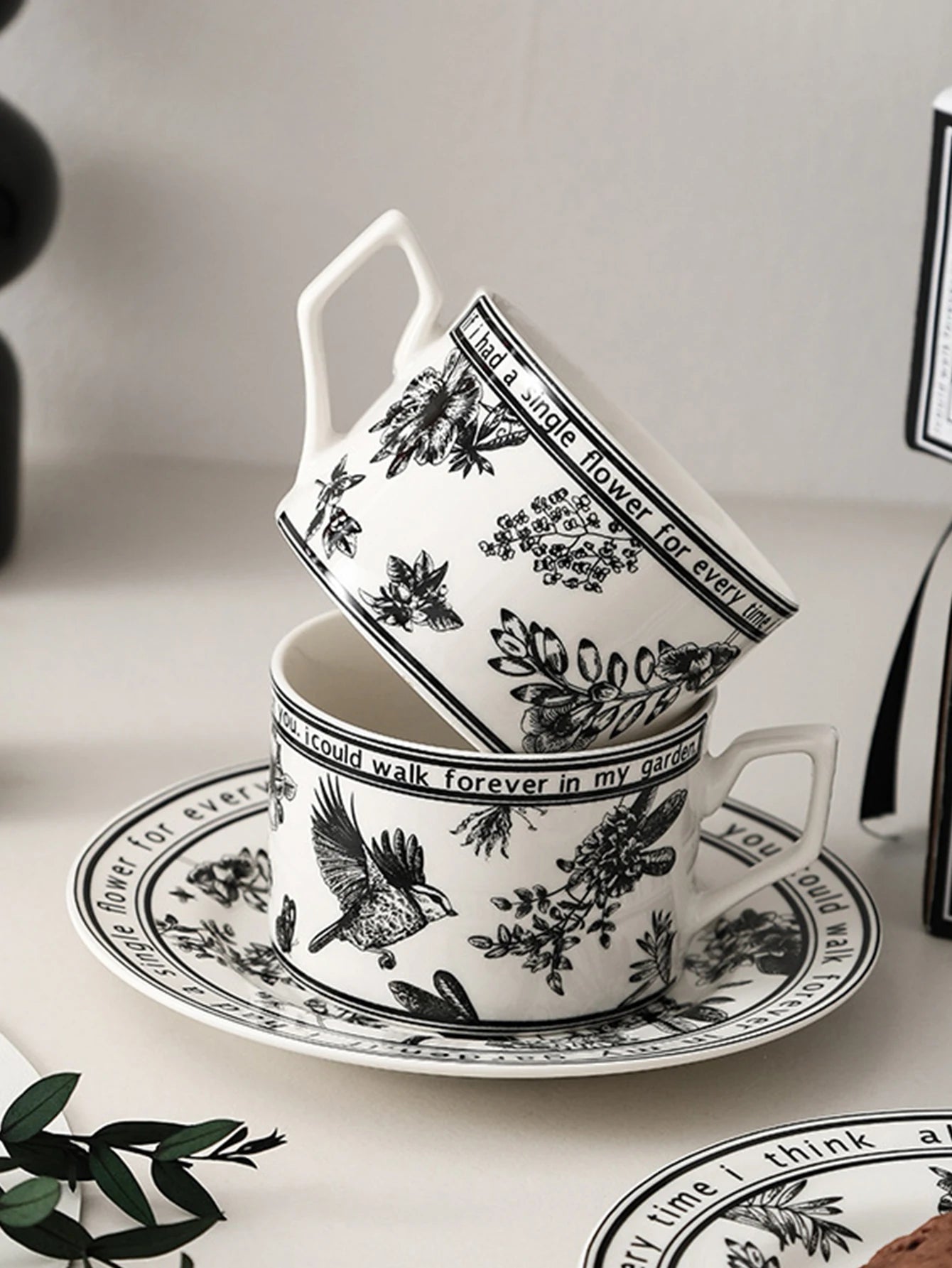 Black and White PatternCeramic Dishes and Plates Sets Korean Simple Retro Afternoon Tea Cup with Tray Special Tableware