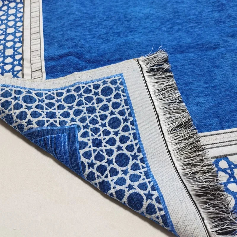 Muslim Prayer Mat with Rosary Beads and Gift Tube the Spire Pattern Islamic Rug Ramadan Decorative Floor Carpet Travel Gifts