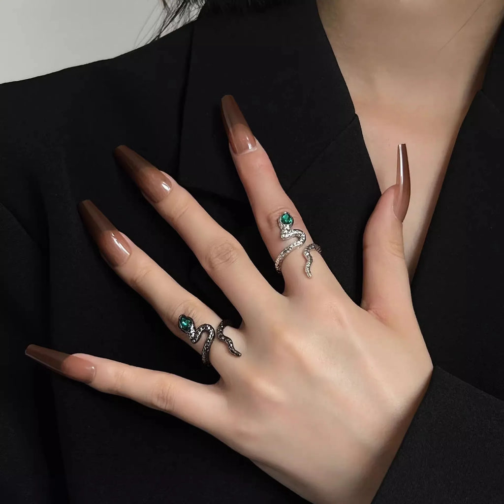 New Fashionable And Minimalist Snake Shaped Women's Personalized Spirit Snake Ring Adjustable Jewelry Wholesale