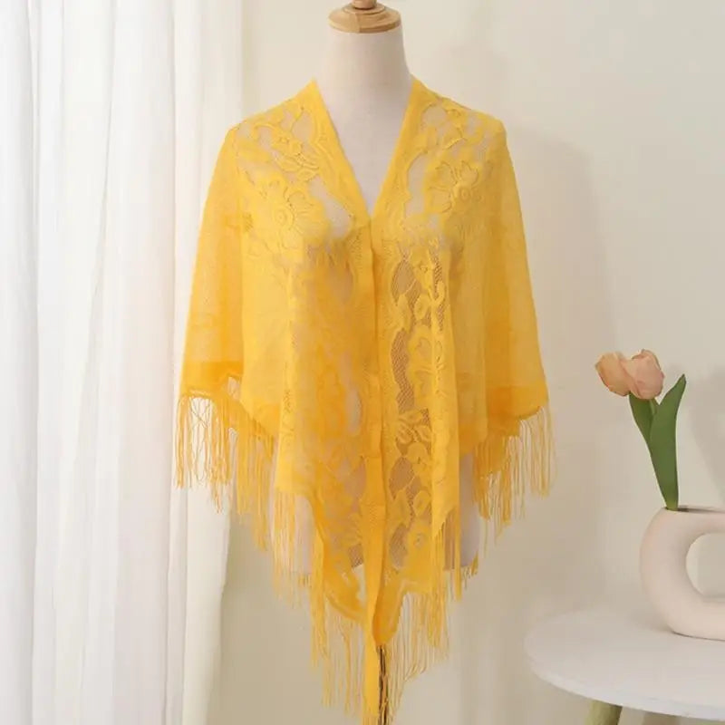 15YC Stylish Lace Ponchos with Fringed Edges Multiuse Shawl for Various Outfit Eye Catching Sunproof Triangle Shoulder Wrap