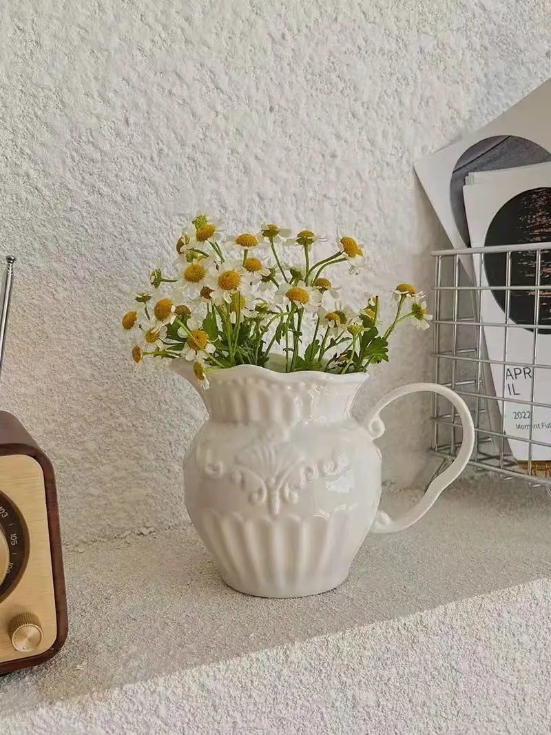 Fashion Retro Relief Ceramic Vase Living Room Desktop Decoration White Milk Pot Vase Home Decoration