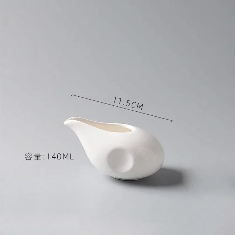 Creative Ceramic Mini Coffee Milk Jugs with Handle Milk Cup Milk Can Restaurant Gravy Boats Pure White Specialty Tableware