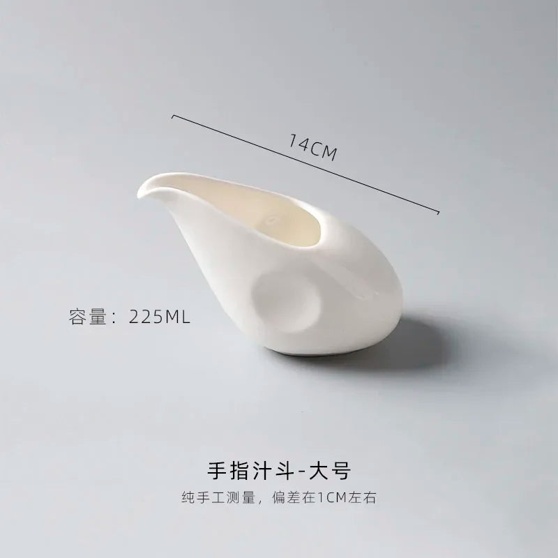 Creative Ceramic Mini Coffee Milk Jugs with Handle Milk Cup Milk Can Restaurant Gravy Boats Pure White Specialty Tableware