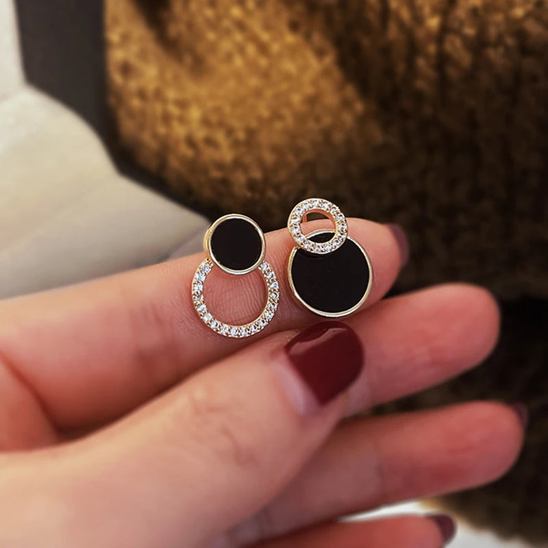 Korean Fashion Versatile Dazzling Circle Stud Earrings with Crystal Cubic Zirconia Minimalist Earrings for Teens Women's Jewelry
