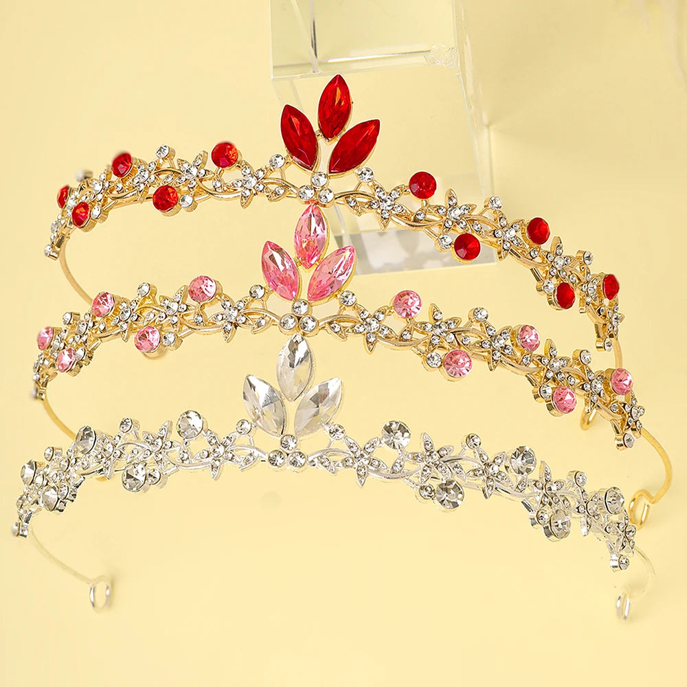 1 Crown Headbands Are Suitable for Girls to Attract Birthday Parties and Weddings