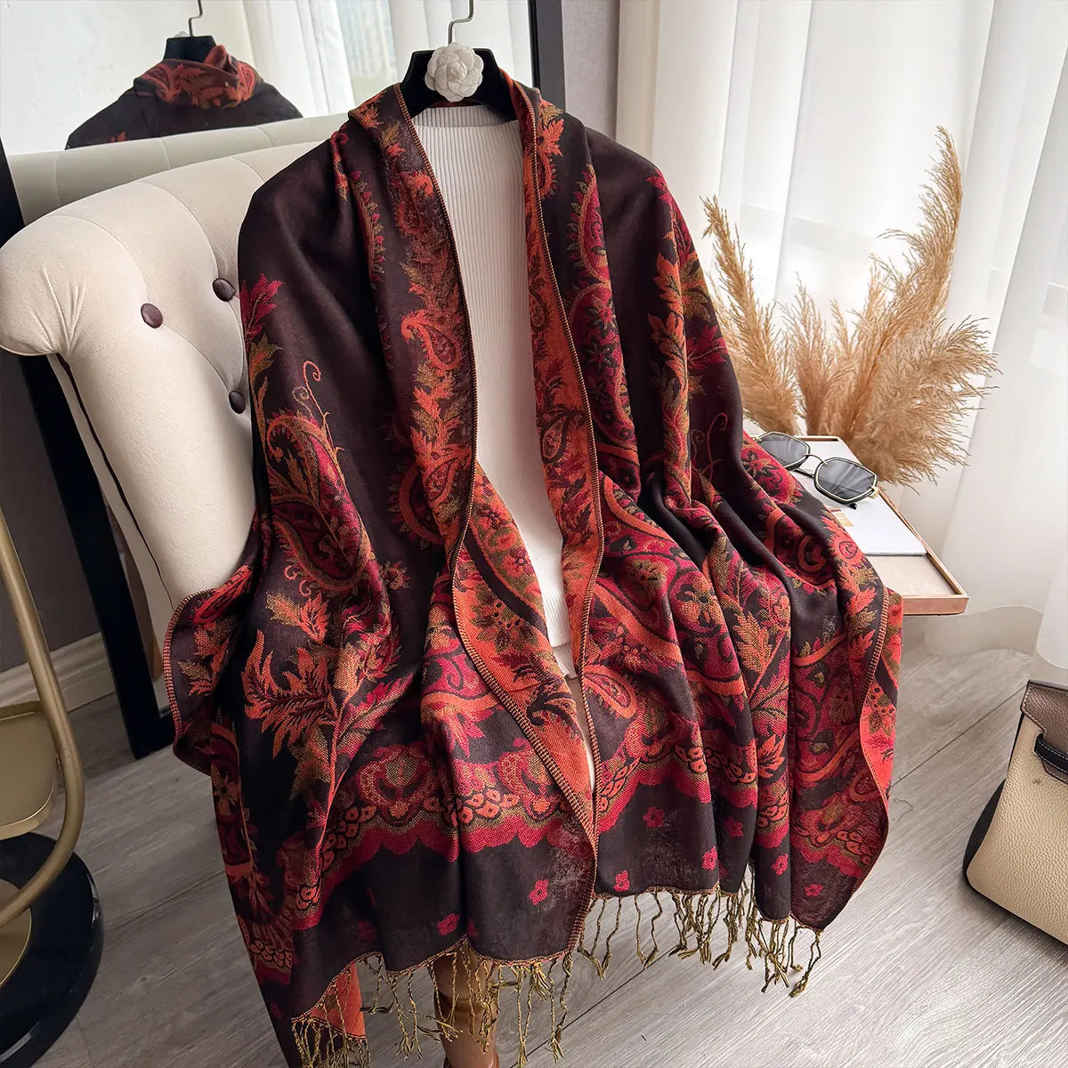 2025 Women Scarf Luxury Bohemian Style Shawl Jacquard Paisley Pattern Designer Tassel Blanket Design Lady Muslim Hijab Pashmina