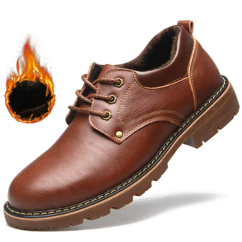 2025 Autumn New Men Leather Shoes Brogue Casual safety shoes Men Genuine Leather Shoes Work Business Casual Sneakers