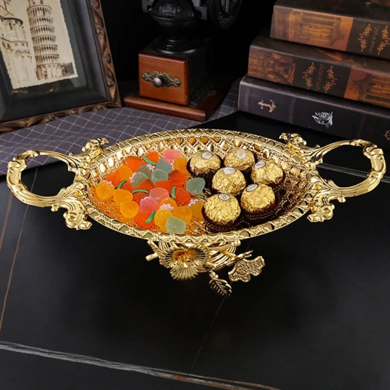 European Vintage Iron Art Metal Fruit Tray Gold round Serving Plate Home Living Room Decor Kitchen Storage Dish