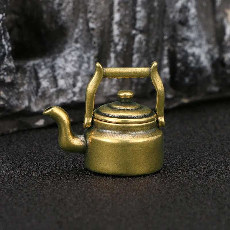 Antique Antique Made Old Boiling Kettle Brass Decorations Children's Fun Antique Tea Pet Decorations Handicrafts Collection